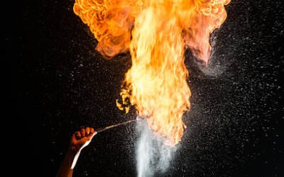 Artiste cracheur de feu